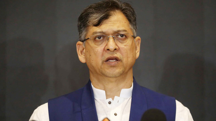 ডাকসু বিজয়ীদের অভিনন্দন, শিবির নাম প্রচার নিয়ে প্রশ্ন সালাহউদ্দিন
