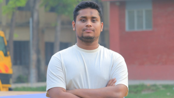 ডাকসুর ‘জয়-পরাজয়’ নিয়ে মাঝরাতে হাসনাত আব্দুল্লাহর সতর্কবার্তা!