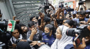 প্যারোলে মুক্তি পেয়ে ঢাকার বাস ভবনে দীপু মনি প্যারোলে মুক্তি পেয়ে ঢাকার বাস ভবনে দীপু মনি