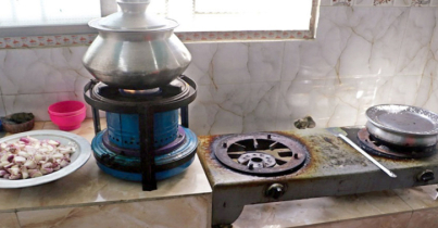 নোয়াখালীতে গ্যাস সরবরাহ পুরোপুরি বন্ধ, বিপাকে গ্রাহক