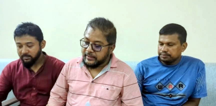 অতিরিক্ত টাকা নেওয়ার প্রতিবাদ, কুবি শিক্ষার্থীকে মারধর-হেনস্তার অভিযোগ