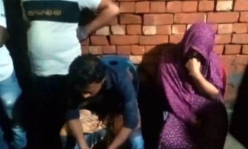 এবার সাতক্ষীরায় নারীর ঘরে আপত্তিকর অবস্থায় জামায়াত কর্মী