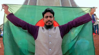 জুলাই যোদ্ধাদের ওপর হামলার প্রতিবাদে রাষ্ট্রীয় অনুষ্ঠান ছাড়লেন আখতার জুলাই যোদ্ধাদের ওপর হামলার প্রতিবাদে রাষ্ট্রীয় অনুষ্ঠান ছাড়লেন আখতার