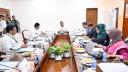 শিক্ষার্থীদের মিড-ডে মিলের মান নিয়ে কড়া নির্দেশনা প্রধানমন্ত্রীর শিক্ষার্থীদের মিড-ডে মিলের মান নিয়ে কড়া নির্দেশনা প্রধানমন্ত্রীর