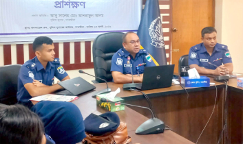 সাতক্ষীরায় নারী ও শিশু ভুক্তভোগীদের সুরক্ষায় পুলিশ কর্মকর্তাদের প্রশিক্ষণ