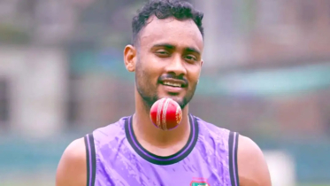 কাউন্টিতে শরিফুল নয়, কেন্টে যাচ্ছেন খালেদ আহমেদ