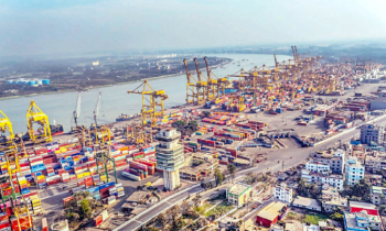 চট্টগ্রাম বন্দরে অচলাবস্থা