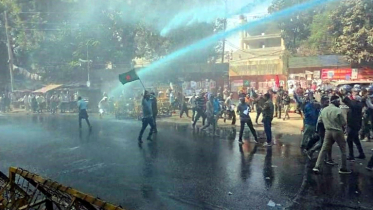 ৯ম পে-স্কেলের গেজেট দাবিতে যমুনা ঘেরাও সরকারি কর্মচারীদের