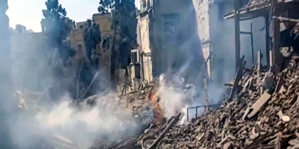 ইরানে মেয়েদের স্কুলে ইসরায়েলের হামলা, ২৪ শিক্ষার্থী নিহত ইরানে মেয়েদের স্কুলে ইসরায়েলের হামলা, ২৪ শিক্ষার্থী নিহত