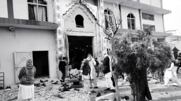 পাকিস্তানে মসজিদে বোমা হামলায় নিহত বেড়ে ৩১