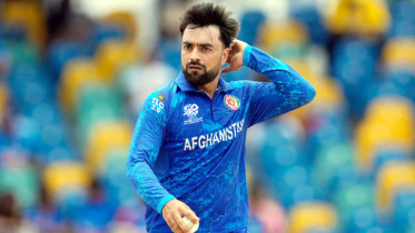 ৭০০ উইকেটের অনন্য মাইলফলকে রশিদ খান