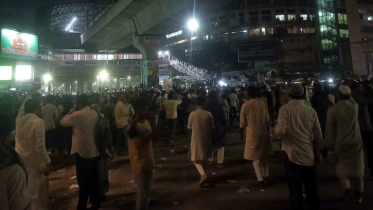 ইনকিলাব মঞ্চের শাহবাগ অবরোধ