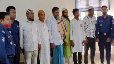 শহীদ মিনারে ফুল দিতে গিয়ে আ. লীগের ৬ কর্মী আটক