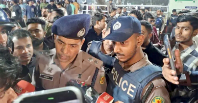 শহীদ মিনারে আইফোনসহ ১২ মোবাইল চুরি: পুলিশ