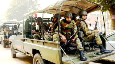 আজ থেকে ভোটের মাঠে নামছে আইনশৃঙ্খলা বাহিনী