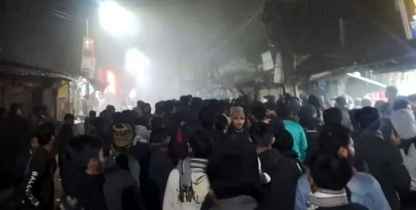 বাকৃবির শিক্ষার্থীদের সঙ্গে স্থানীয়দের সংঘর্ষ, আহত ৫