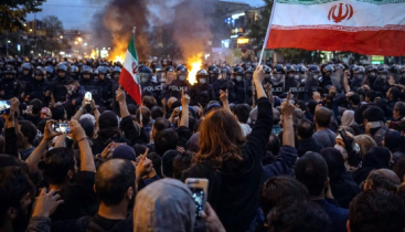 তেহরানে এক রাতেই ২০০ বিক্ষোভকারী নিহত তেহরানে এক রাতেই ২০০ বিক্ষোভকারী নিহত