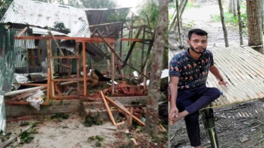 শরীয়তপুরে বোমা বিস্ফোরণে উড়ে গেল বসতঘর, যুবক নিহত শরীয়তপুরে বোমা বিস্ফোরণে উড়ে গেল বসতঘর, যুবক নিহত
