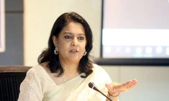 নিজের স্বার্থের ঊর্ধ্বে উঠে দেশের কথা ভাবতে হবে : তথ্য ও সম্প্রচার উপদেষ্টা