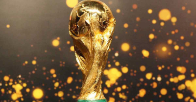 ফিফা বিশ্বকাপের ট্রফি এখন ঢাকায় ফিফা বিশ্বকাপের ট্রফি এখন ঢাকায়