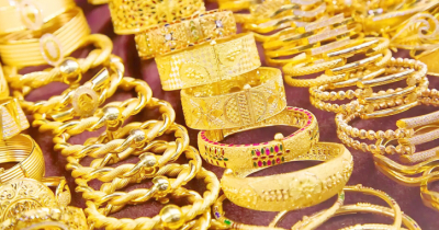আজ থেকে নতুন দামে বিক্রি হচ্ছে স্বর্ণ