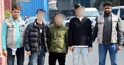 রাজধানীতে আইফোন তৈরির মিনি কারখানা, গ্রেফতার ৩