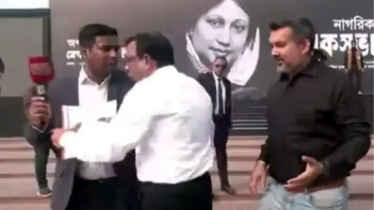 খালেদা জিয়ার শোকসভায় সাংবাদিকদের লাঞ্ছনা: বিএনপি বিটের সাংবাদিকদে