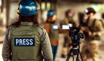 অনলাইনে নয়, সাংবাদিক কার্ড ম্যানুয়ালি ইস্যু করবে ইসি