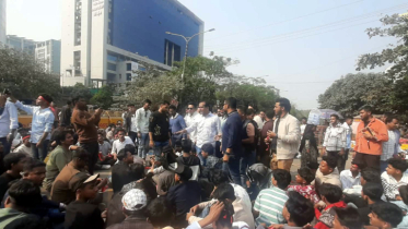 তিন অভিযোগে নির্বাচন কমিশন ঘেরাও ছাত্রদলের
