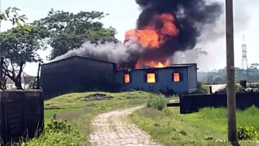 গ্যাস সিলিন্ডার গোডাউনে ভয়াবহ বিস্ফোরণ, দগ্ধ ৩