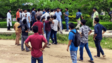 নজরুল বিশ্ববিদ্যালয়ে ছাত্রদলের দুই পক্ষের সংঘর্ষ, ছাত্রলীগ-সংশ্লিষ্টদের অন্তর্ভুক্তির অভিযোগ