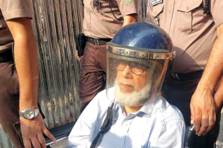 সাবেক প্রধান বিচারপতি খায়রুল হক নতুন মামলায় গ্রেফতার
