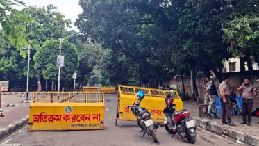 ধানমন্ডিতে কঠোর অবস্থানে আইনশৃঙ্খলা বাহিনী