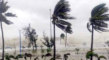 দুপুরের মধ্যে ৮ জেলায় ৬০ কিমি বেগে ঝড়ের আভাস