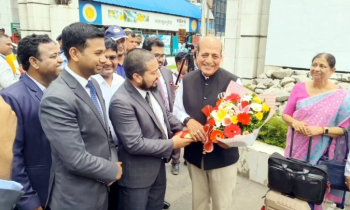 বাংলাদেশে পৌঁছেই ভিসা নিয়ে ইতিবাচক বার্তা ত্রিবেদীর বাংলাদেশে পৌঁছেই ভিসা নিয়ে ইতিবাচক বার্তা ত্রিবেদীর