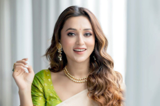 নিরাপত্তা চেয়ে আদালতে মিমি চক্রবর্তী
