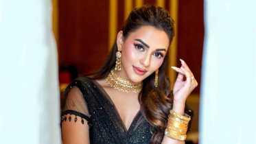 দূর থেকে দেখে লাভ হবে না আর: নুসরাত ফারিয়া