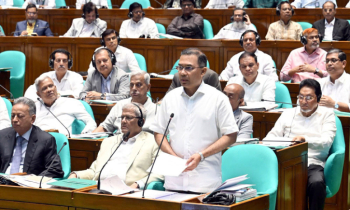 অর্থনীতিকে তিন ধাপে সাজাতে চায় সরকার: প্রধানমন্ত্রী
