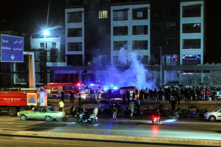 বৈরুত বিমানবন্দর সড়কে ইসরাইলি হামলায় নিহত ৩