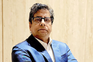 ড. ইউনূস ‘ডাস্টবিন’ সংস্কৃতি চালু করেছিলেন : আনিস আলমগীর