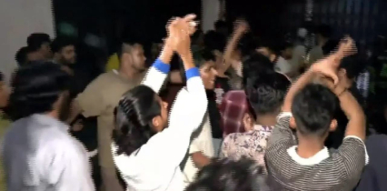 গভীর রাতে ঢাকা পলিটেকনিকে ছাত্রদল ও শিবিরের পাল্টাপাল্টি সংঘাত গভীর রাতে ঢাকা পলিটেকনিকে ছাত্রদল ও শিবিরের পাল্টাপাল্টি সংঘাত