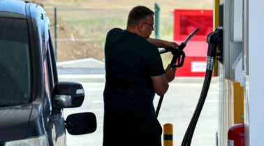 পেট্রোল রপ্তানি বন্ধ করতে যাচ্ছে রাশিয়া পেট্রোল রপ্তানি বন্ধ করতে যাচ্ছে রাশিয়া