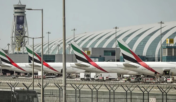 ড্রোন হামলায় দুবাই বিমানবন্দরে ফ্লাইট চলাচল বন্ধ ড্রোন হামলায় দুবাই বিমানবন্দরে ফ্লাইট চলাচল বন্ধ