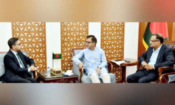 ‘হরমুজ প্রণালী’ পরিস্থিতি পর্যবেক্ষণ করছে সরকার: বাণিজ্যমন্ত্রী