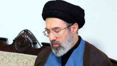 ইরানের সর্বোচ্চ নেতা হলেন খামেনির ছেলে ইরানের সর্বোচ্চ নেতা হলেন খামেনির ছেলে