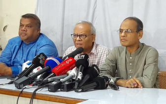 মেজর জিয়ার ঘোষণা জাতিকে দিশা দিয়েছিল : রিজভী মেজর জিয়ার ঘোষণা জাতিকে দিশা দিয়েছিল : রিজভী