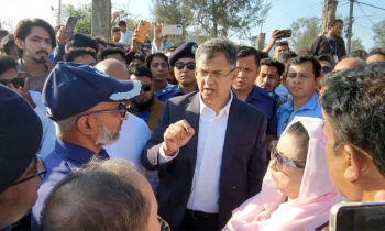 কক্সবাজার সৈকতের বালিয়াড়িতে কোনো স্থাপনা থাকবে না: স্বরাষ্ট্রমন্ত্রী কক্সবাজার সৈকতের বালিয়াড়িতে কোনো স্থাপনা থাকবে না: স্বরাষ্ট্রমন্ত্রী