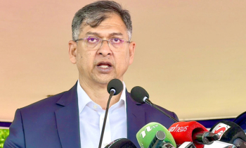 পুলিশ কোনো বিশেষ দল বা গোষ্ঠীর লাঠিয়াল বাহিনী নয়