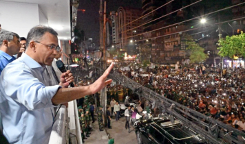 নেতাকর্মীদের সাধারণ মানুষের পাশে দাঁড়ানোর আহ্বান প্রধানমন্ত্রীর নেতাকর্মীদের সাধারণ মানুষের পাশে দাঁড়ানোর আহ্বান প্রধানমন্ত্রীর