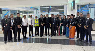 দুবাইয়ে আটকে পড়া বিমানের ২৭ ক্রুকে ফিরিয়ে আনলো ইউএস-বাংলা